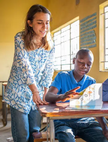 teaching volunteer in Africa